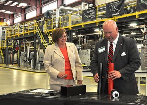 Roane State President Tours Carbon Fiber Technology Facility