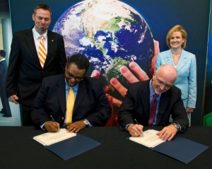 B&W Y-12 and Molecular Group Agreement
