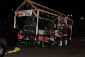 andersonville-girls-scouts-clinton-christmas-parade-1