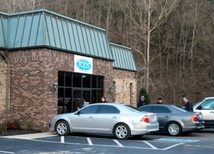 Federal Agents at TOPS in Oliver Springs