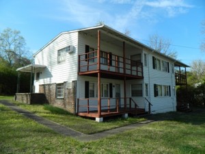 101 Wade Lane Home