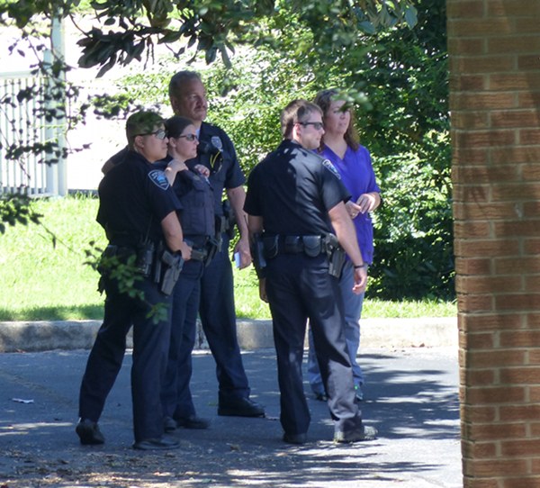 Strong Arm Robbery Oak Ridge Medical Clinic