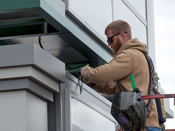 Main-Street-Oak-Ridge-Sign-Wiring-Dec-21-2015