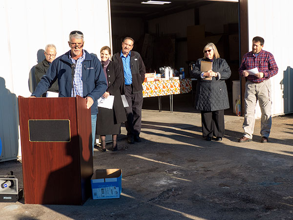 Anderson-County-Animal-Holding-Facility-Officials-Jan-29-2016-2