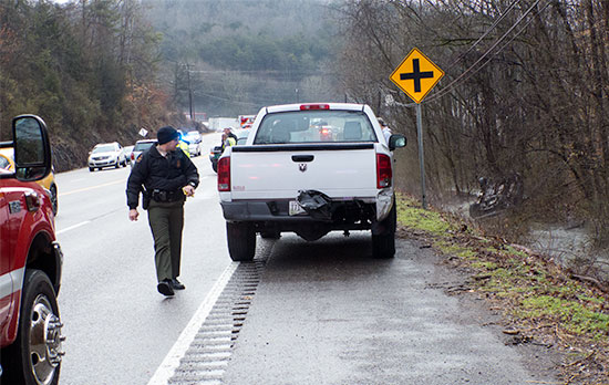 Clinton-Highway-Crash-Ram-Mountaineer-Feb-16-2016