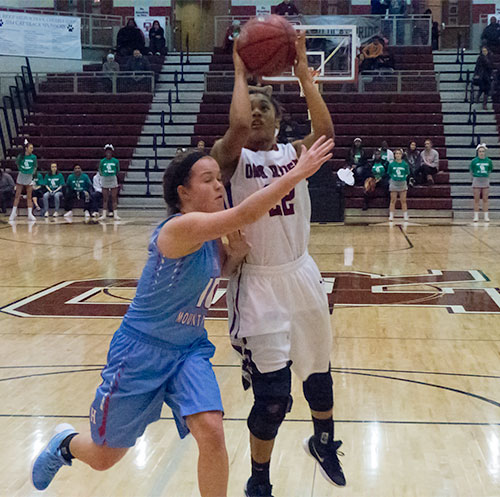 Lady-Wildcats-Thompson-Heritage-Feb-26-2016