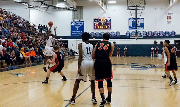 Wildcats-Higgins-3-Point-Powell-Feb-20-2016
