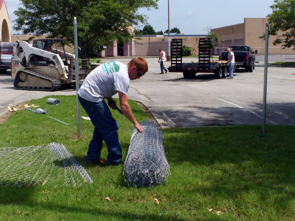 Main Street Oak Ridge Fencing July 12 2016 5
