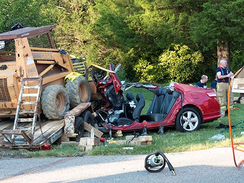 Car-Trailer-Crash-Emory-Valley-Road-Sept-2-2016-4-Web