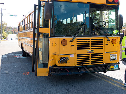 school-bus-crash-oak-ridge-turnpike-georgia-avenue-oct-19-2016