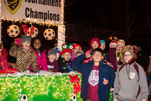 The Oak Ridge Chamber of Commerce's annual Christmas Parade was Saturday, Dec. 10, 2016. (Photo by Eli Welton)