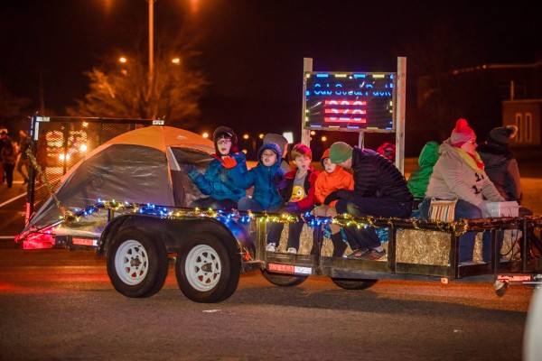 The Oak Ridge Chamber of Commerce's annual Christmas Parade was Saturday, Dec. 10, 2016. (Photo by Eli Welton)