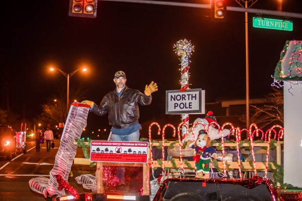 The Oak Ridge Chamber of Commerce's annual Christmas Parade was Saturday, Dec. 10, 2016. (Photo by Eli Welton)