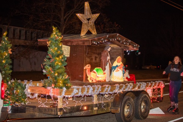 The Oak Ridge Chamber of Commerce's annual Christmas Parade was Saturday, Dec. 10, 2016. (Photo by Eli Welton)