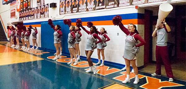 Oak-Ridge-Campbell-County-Basketball-Cheerleaders-3-Jan-10-2017-Web
