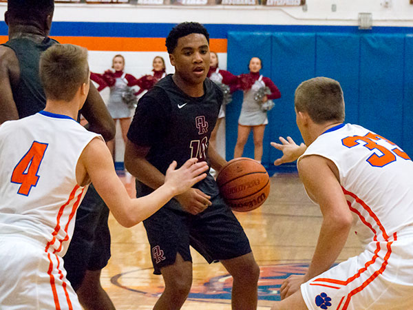 Oak-Ridge-Campbell-County-Boys-Basketball-Smith-Drive-Jan-10-2017-Web