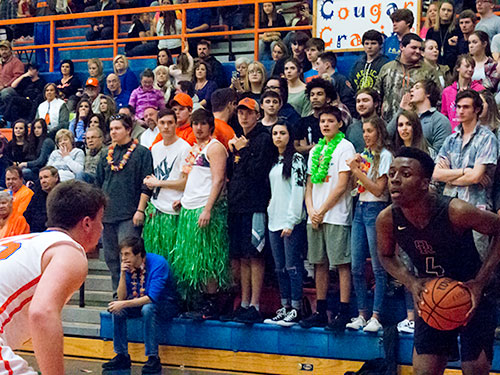 Oak-Ridge-Campbell-County-Boys-Basketball-Young-Pass-Jan-10-2017-Web