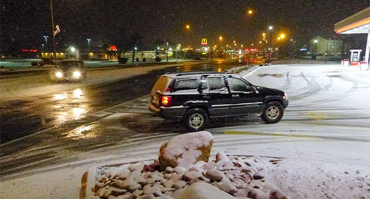 snow-south-illinois-avenue-jan-6-2017-slider