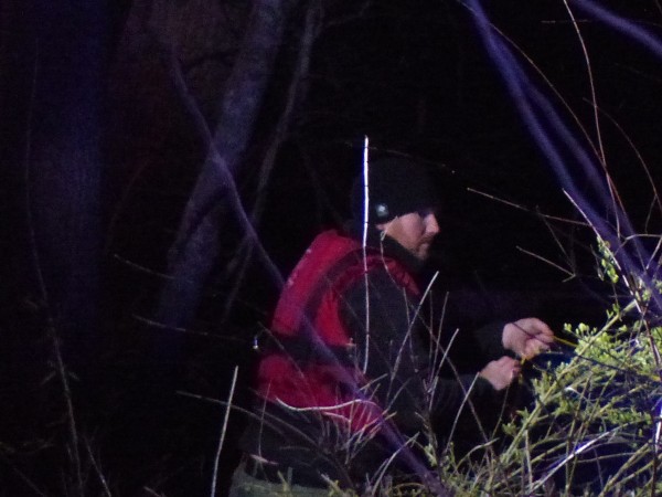 Dive rescue teams check for other submerged occupants of a vehicle near Bull Run Park in Claxton after a car crashed off New Henderson Road and into the water on Wednesday evening, March 8, 2017. (Photo by John Huotari/Oak Ridge Today)