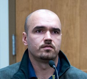 Witness Chris McKenzie is pictured above at a preliminary hearing for Vickie Gay Gilmore in Anderson County General Sessions Court on Friday, Oct. 21, 2016. (Photo by John Huotari/Oak Ridge Today)