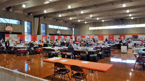A Memory Magic scrapbook event at the Oak Ridge Civic Center in 2016. (Photo courtesy City of Oak Ridge)