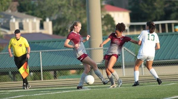 The Oak Ridge girls soccer team played at Knoxville Catholic on Tuesday, Aug. 15, 2017. (Photo by Luther Simmons)