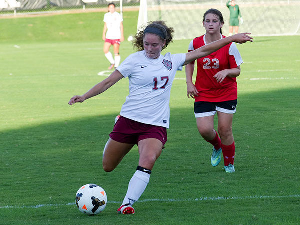 Oak Ridge senior Zoe Van Hook (17) is pictured above during a 8-0 win over Halls at home on Thursday, Aug. 17, 2017. (Photo by John Huotari/Oak Ridge Today)