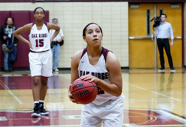 Oak Ridge senior Jaymi Golden (32), who had a game-high 16 points, shoots a free throw against Maryville during a 40-35 Region 2-AAA semifinal win for the Lady Wildcats at Bearden on Monday, Feb. 26, 2018. (Photo by John Huotari/Oak Ridge Today)