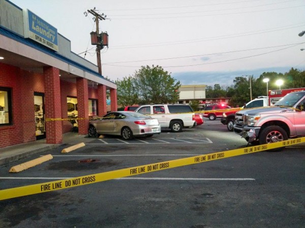 At least one person was injured after a vehicle was reported to have crashed into the Maytag Laundry near South Illinois Avenue in central Oak Ridge on Tuesday evening, Sept. 18, 2018. (Photo by John Huotari/Oak Ridge Today)