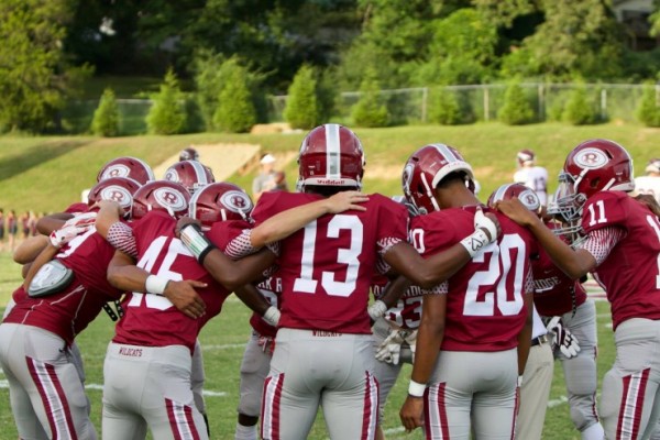 Oak Ridge Wildcats huddle during a 41-12 win over Dobyns-Bennett on Blankenship Field on Friday, Aug. 24, 2018. (Photo by Barry Houchin)