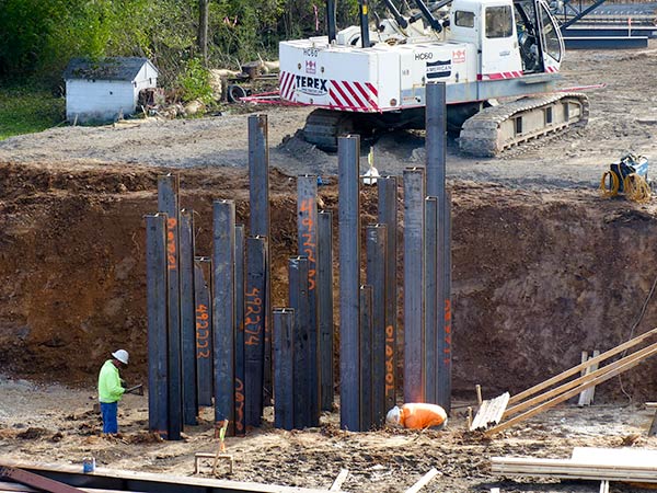 Work is under way on the bridge to replace the Honorable William Everette Lewallen Bridge over the Clinch River on Clinch Avenue between downtown Clinton and South Clinton. The work is pictured above on Tuesday, Oct. 30, 2018. (Photo by John Huotari/Oak Ridge Today)