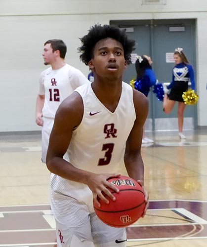 Oak Ridge senior guard JaVonte Thomas (3) scored 18 points during an 82-65 win over Karns at Wildcat Arena on Tuesday, Dec. 4, 2018. (Photo by John Huotari/Oak Ridge Today)