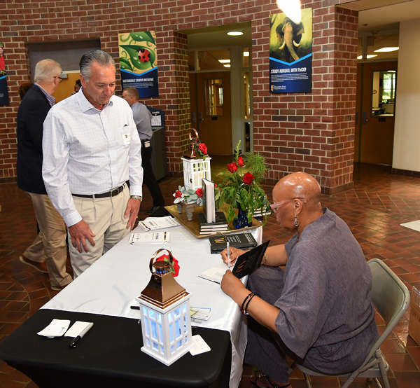Pat Harris Book Signing Small Business Diversity Summit Aug 13 2019